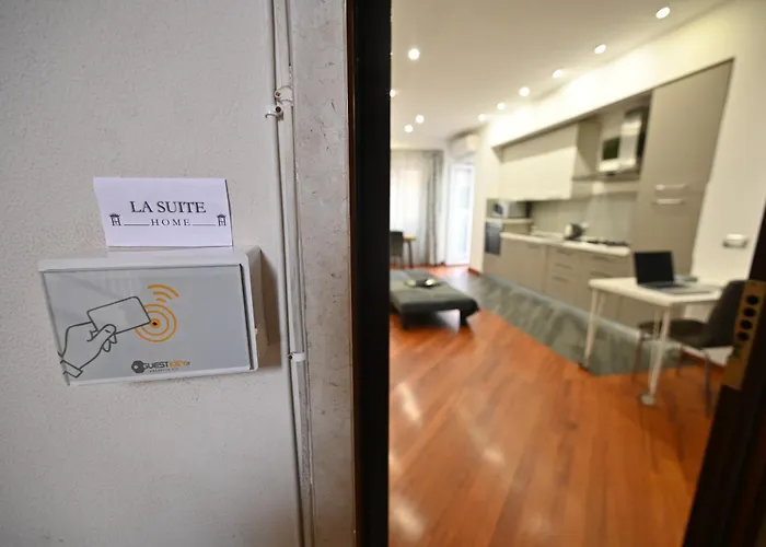 La Suite Home