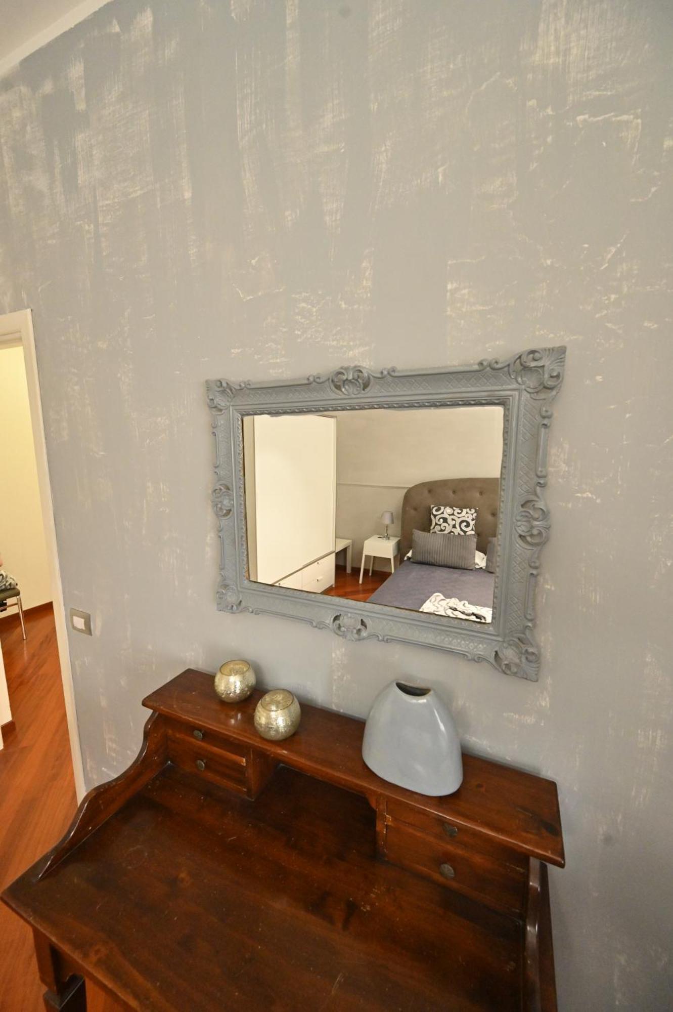 La Apartment *