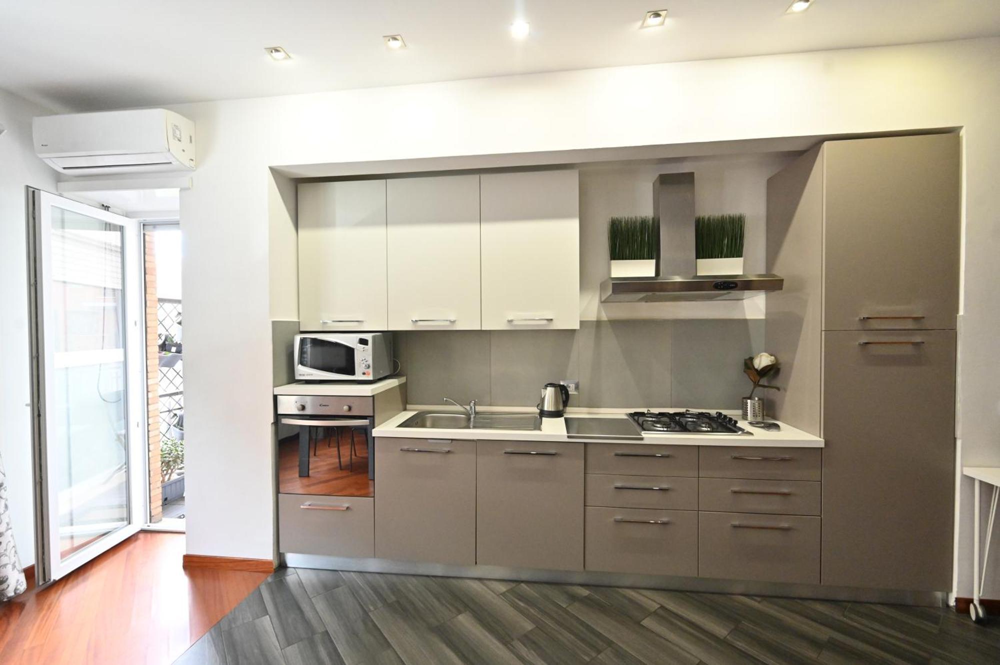 Apartment La